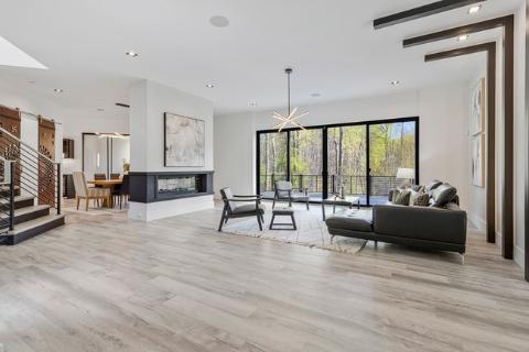 3525 Glenbrook Road