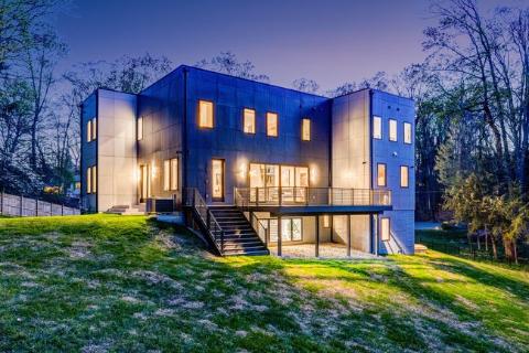 3525 Glenbrook Road
